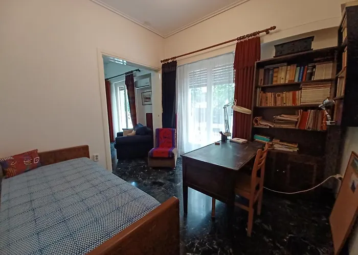 Charming Apartment In The Neighborhood Of Pangrati
