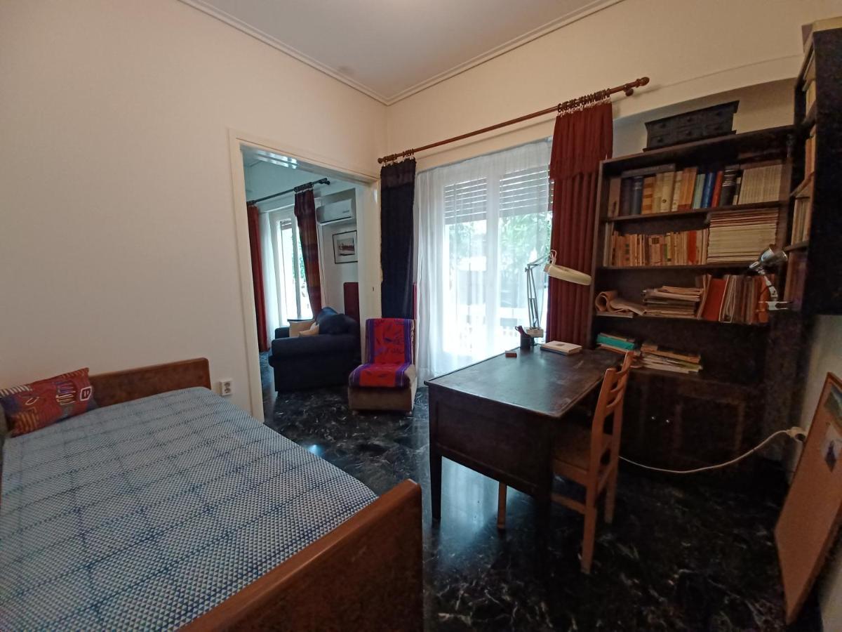 Charming In The Neighborhood Of Pangrati Apartment